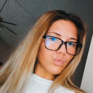 Meet your Posher, Harmoni